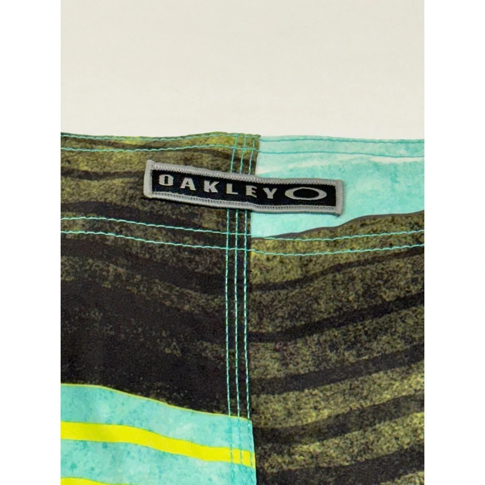 Oakley Men's Striped Board Shorts Black Teal Neon Yellow‎ Size 36